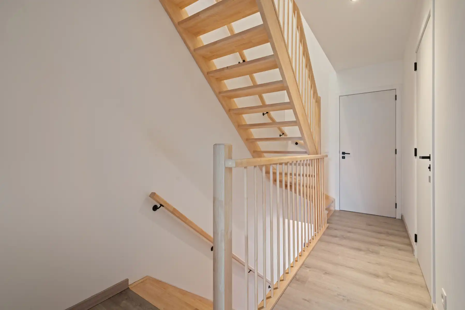 Te koop instapklare nieuwbouwwoning (aankoop met registratierecht = mogelijkheid voor 2%). foto 22