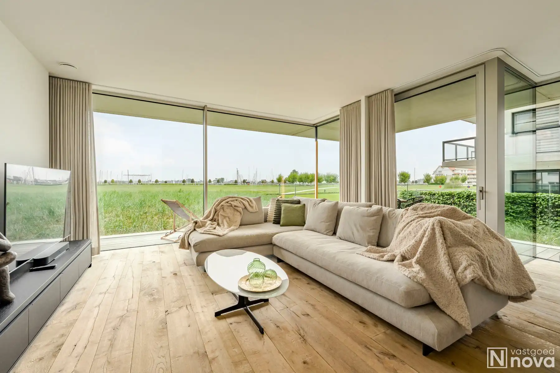High-end afgewerkt 3-slaapkamer appartement - subliem zicht foto 2