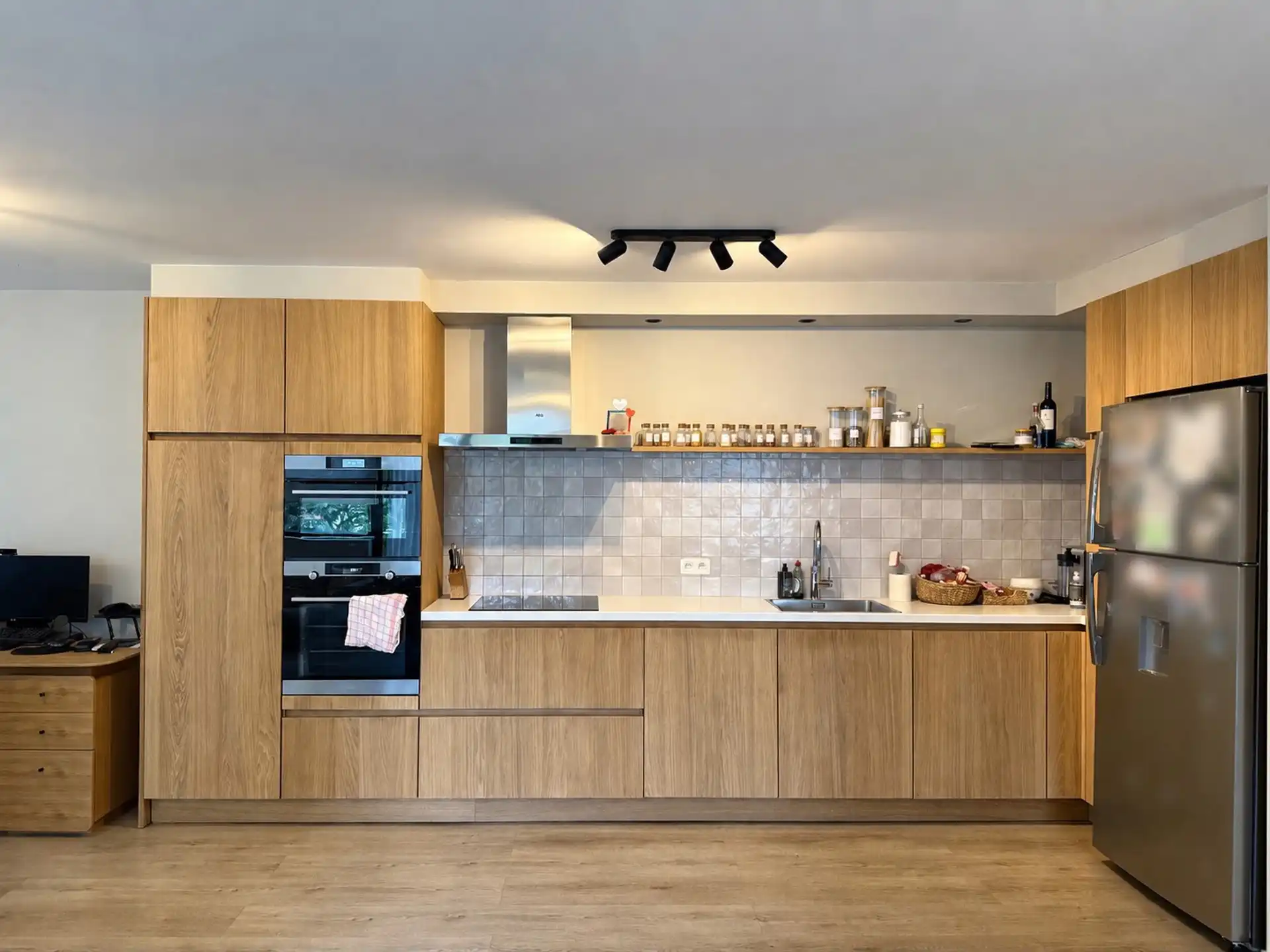 Instapklaar 3-slaapkamerappartement van 113 m² met garagebox foto 2