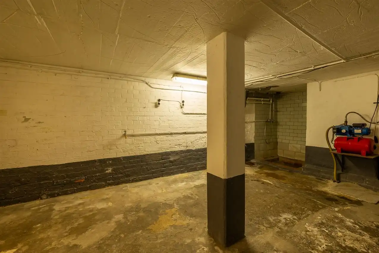 Op te frissen rijwoning, ideaal voor starters foto 31