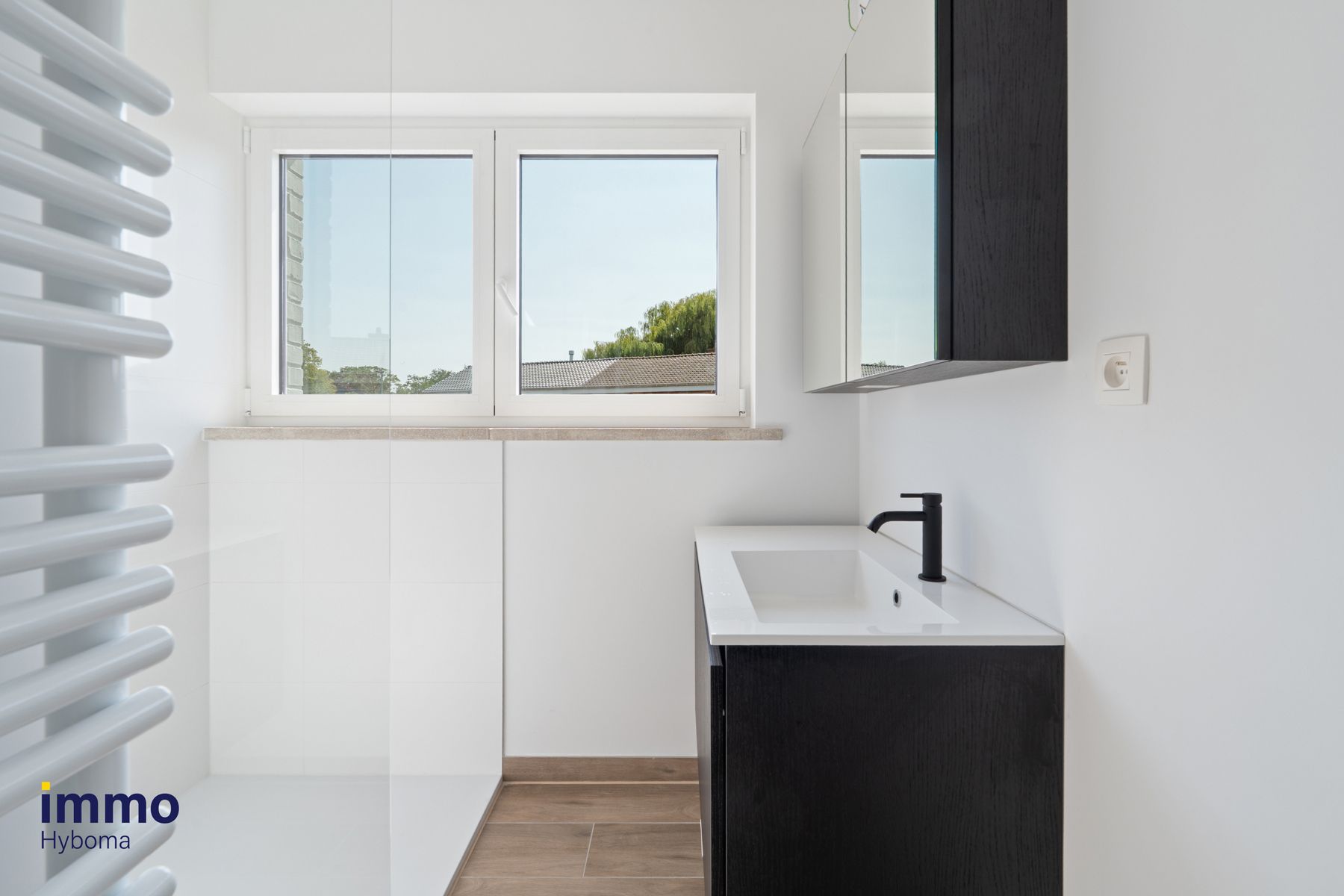 Gerenoveerde woning met 3 slaapkamers en tuin in Zedelgem! foto 10