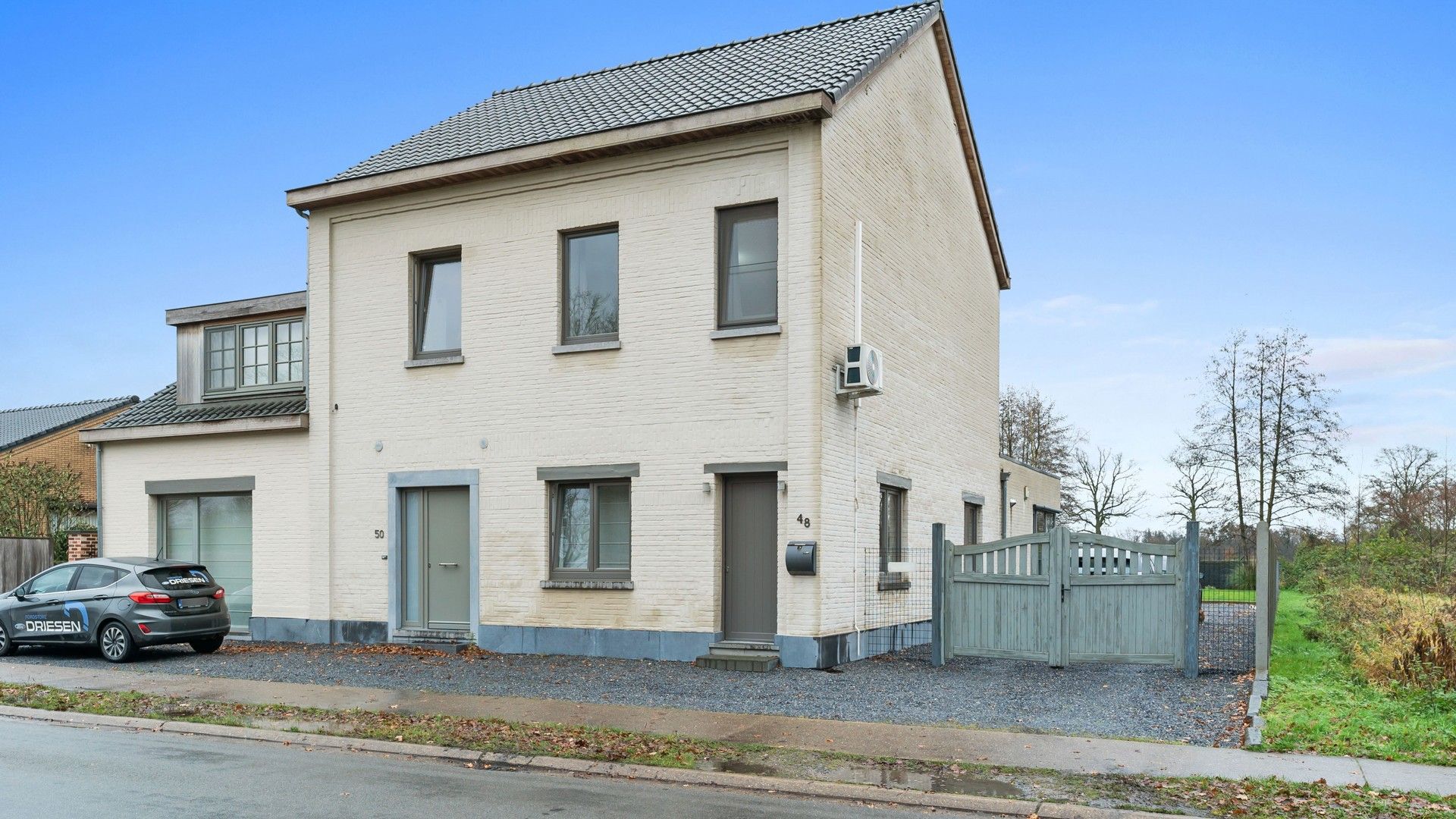 Ruime gerenoveerde woning op 16 are in Diepenbeek foto 20