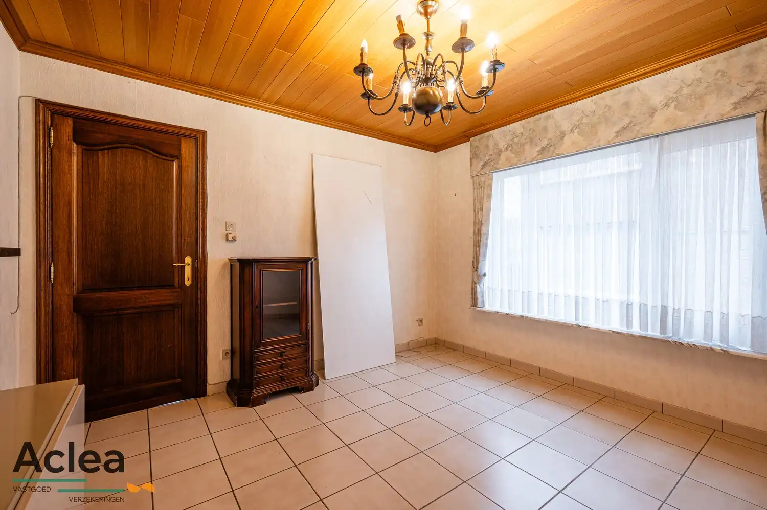 Karaktervolle vrijstaande woning op een goede locatie in Kaprijke foto 6