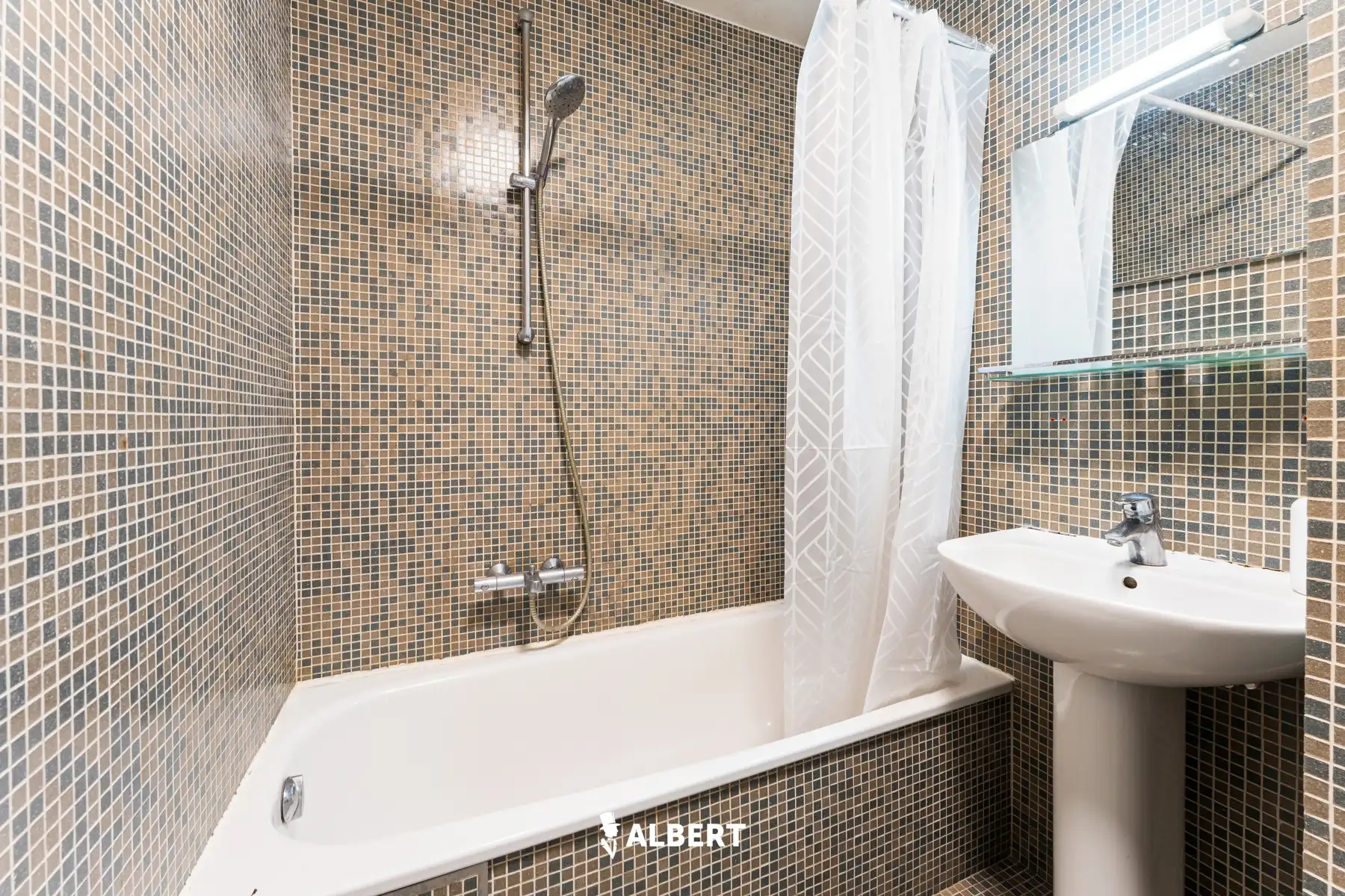 Gezellig éénslaapkamerappartement nabij het centrum foto 9