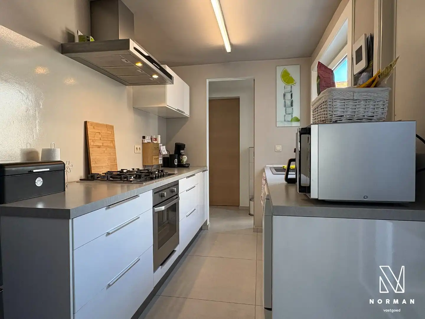 Instapklare, perfect afgewerkte woning met 3 slaapkamers in de mooie Pius X wijk (Kortrijk) foto 6