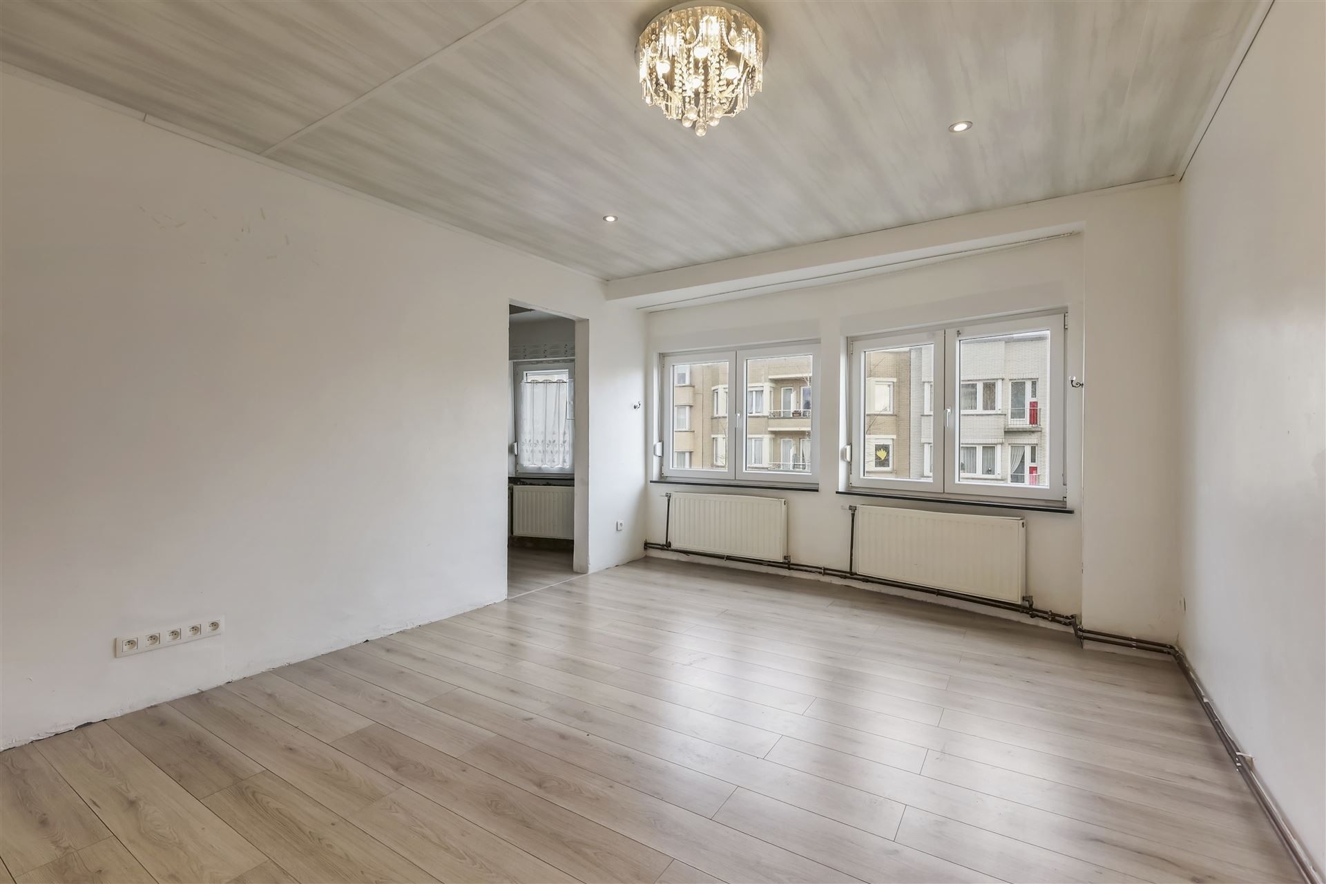 ZONNIG / LAGE ALGEMENE KOSTEN  foto 2