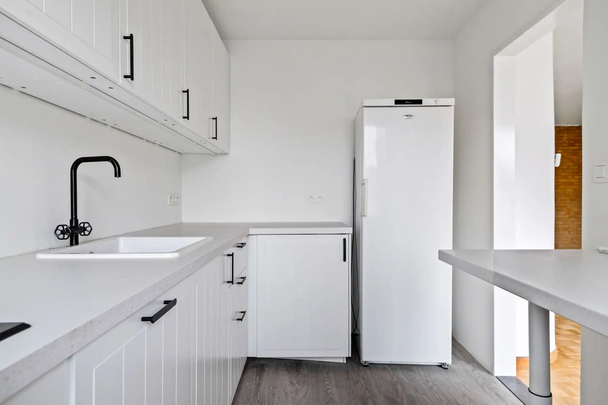 nstapklaar appartement met 2 slaapkamers in rustige doodlopende straat te Deurne! foto 5