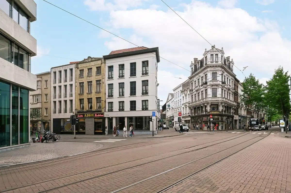 Op te frissen 2-slaapkamerappartement aan de Wilde Zee foto 34