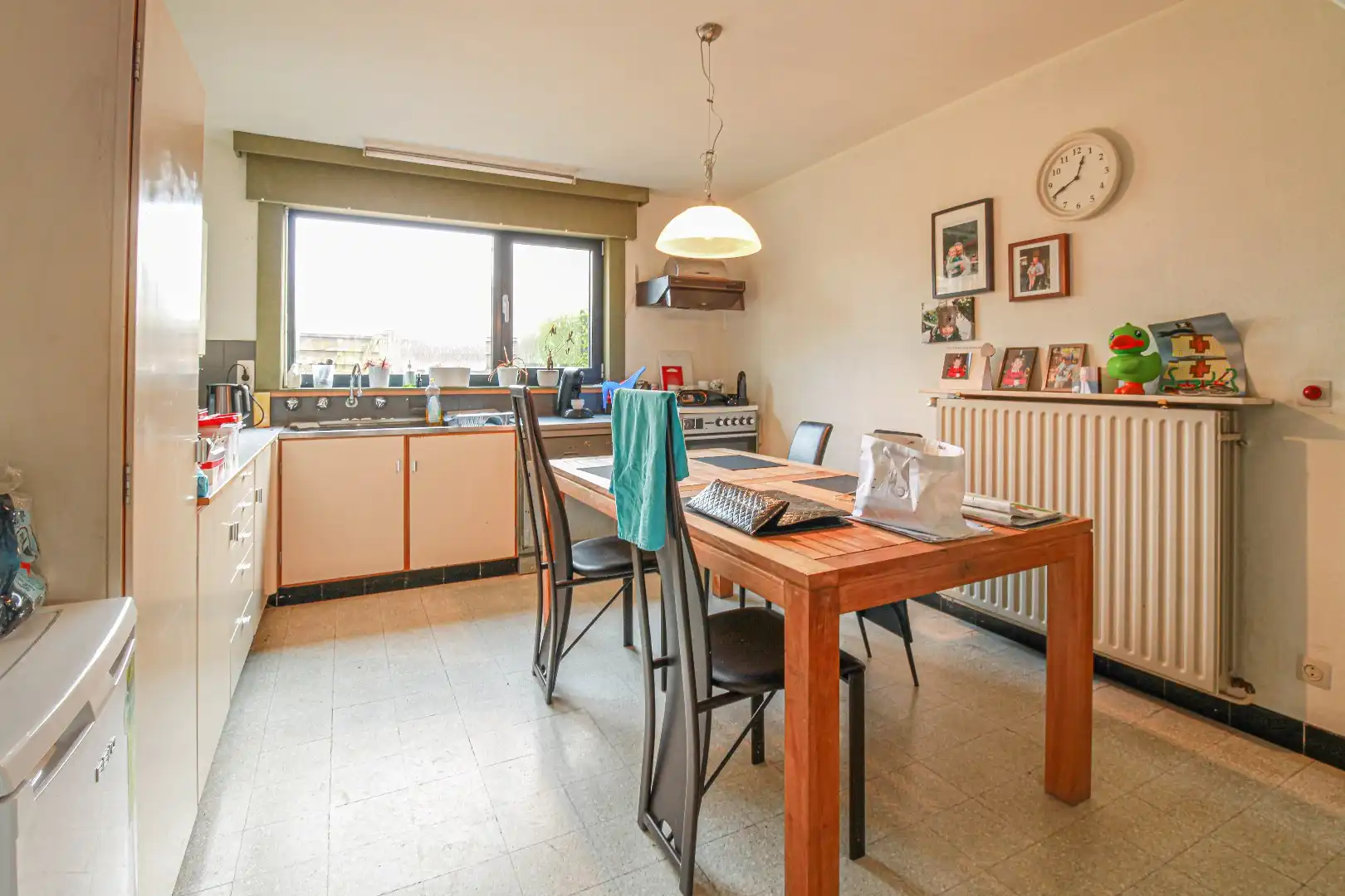 Alleenstaande bungalow met tuin! foto 8