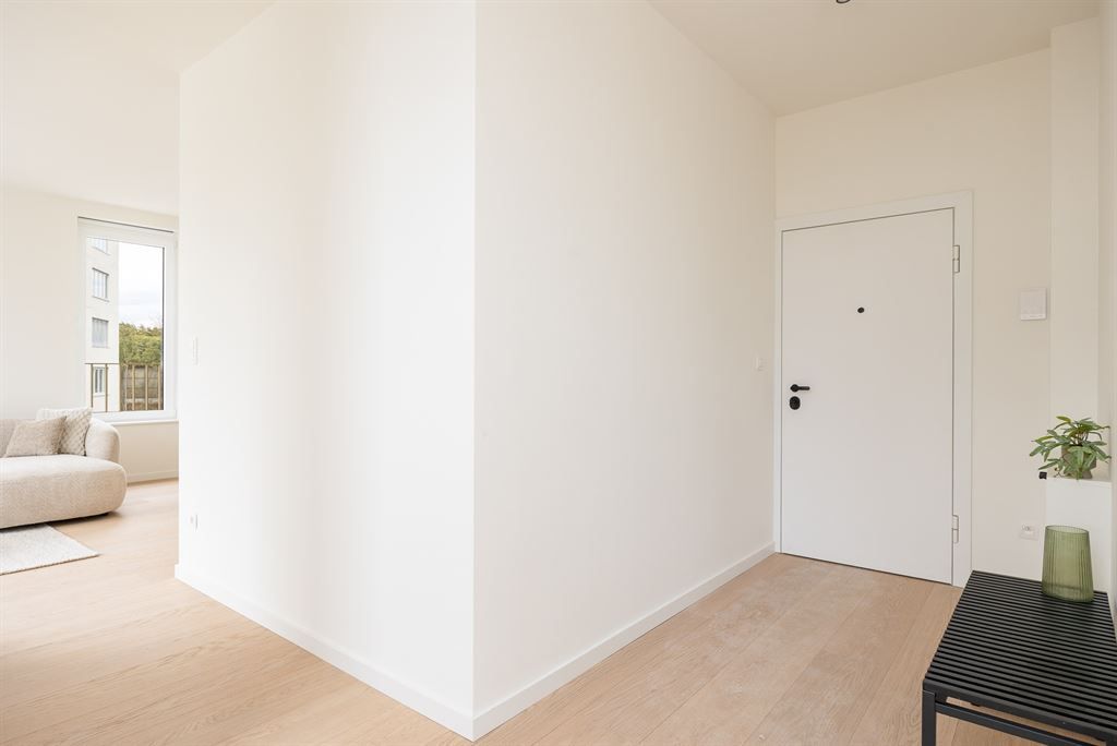 Hoogwaardig afgewerkt duplex app met ruim terras foto 8