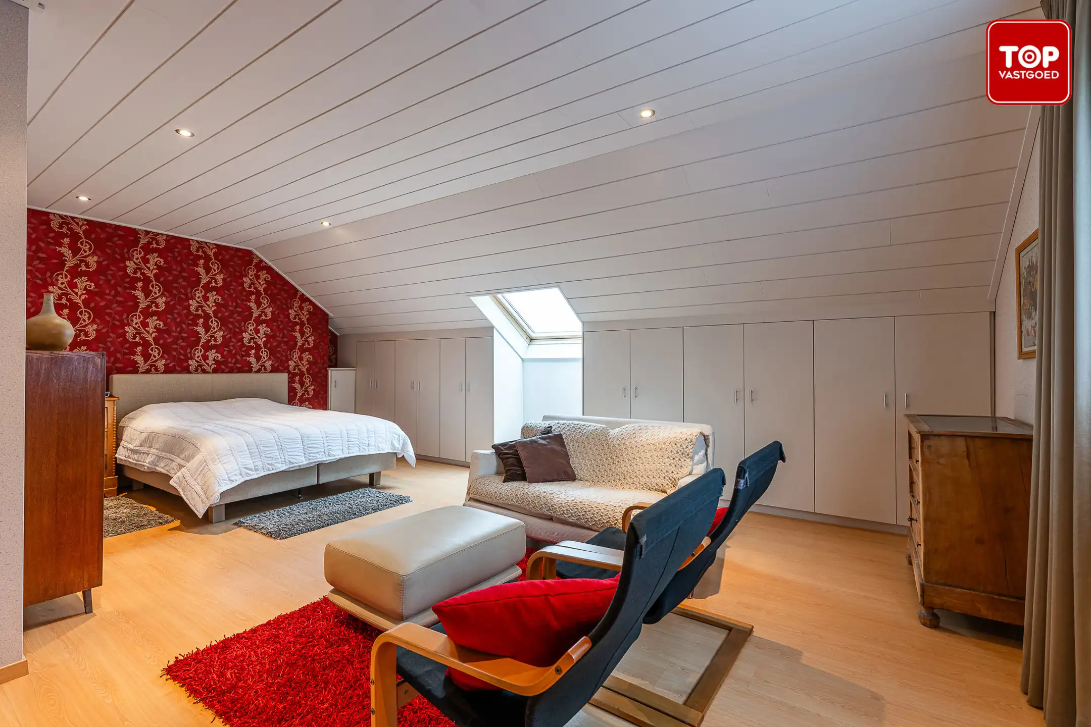 Rustig gelegen duplexappartement met 3 slaapkamers, garage en groene omgeving. foto 21