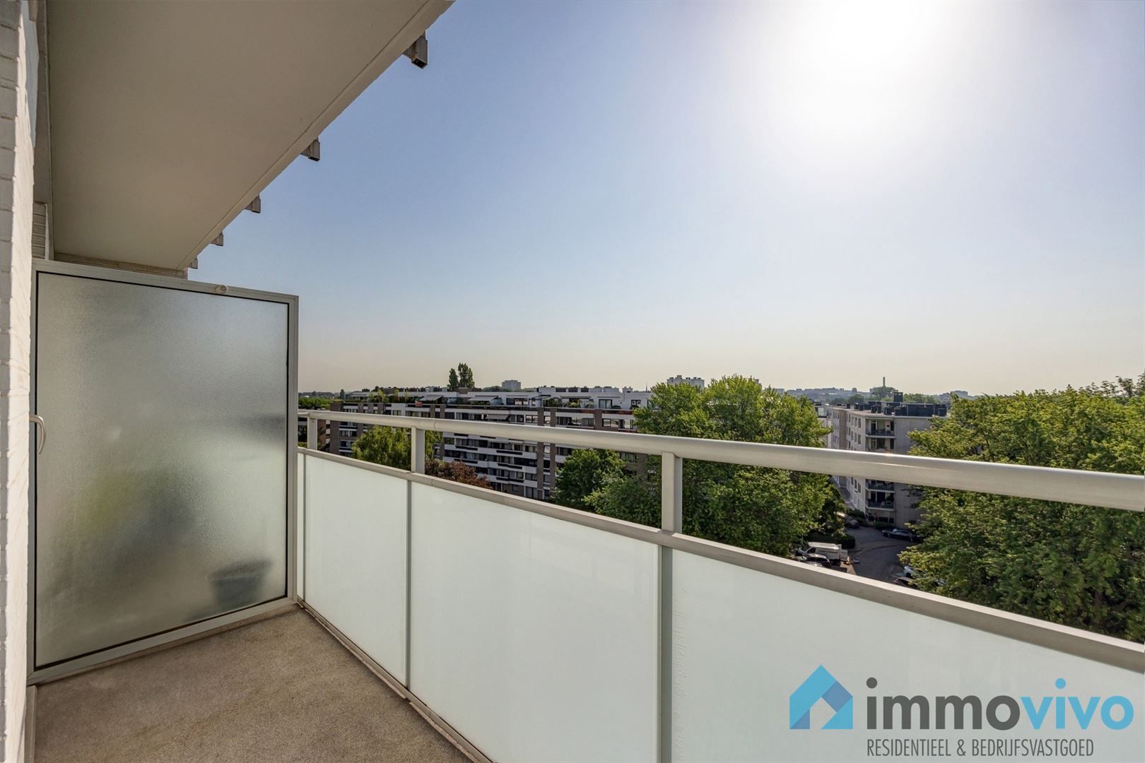 Ruim appartement met 3 terrassen en prachtig uitzicht foto 9