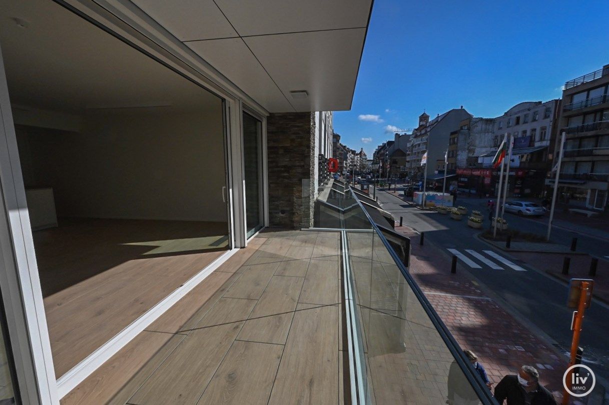 Nieuwbouwappartement met aangename gevelbreedte van 7m20 gelegen te Lippenslaan Knokke. foto 4