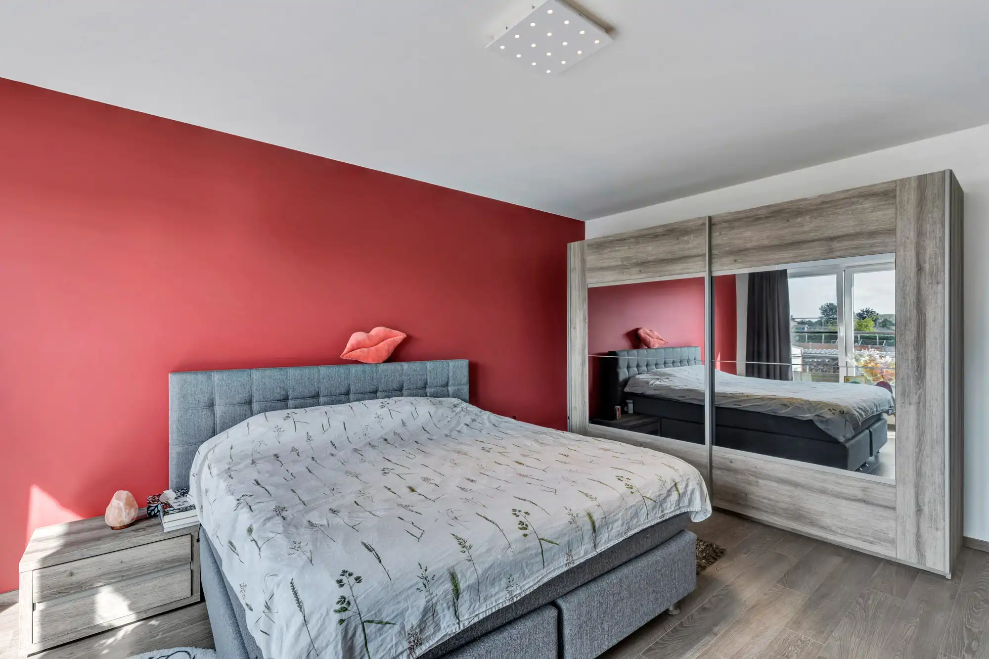 Instapklare, goed onderhouden woning te Iddergem met 3slpk foto 14