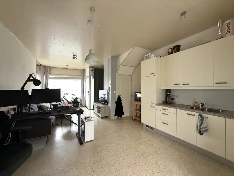 Gezellige woning nabij scholen en Bibliotheek Dendermonde foto 6