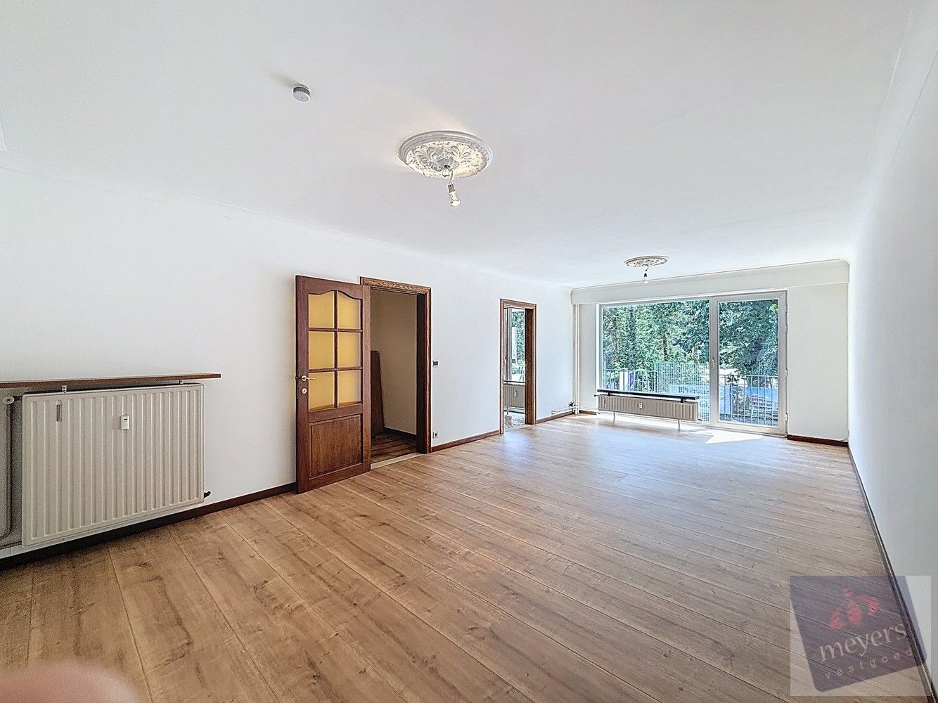 Instapklaar appartement met balkon en garage op toplocatie in Kuringen foto 4
