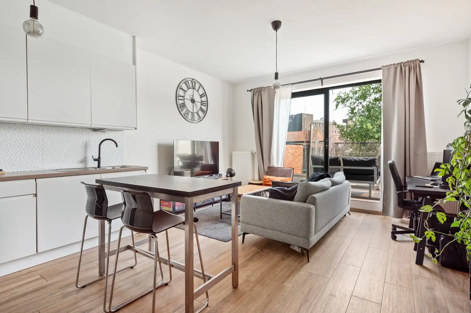 1 slaapkamer appartement met terras in Deurne! foto {{pictureIndex}}