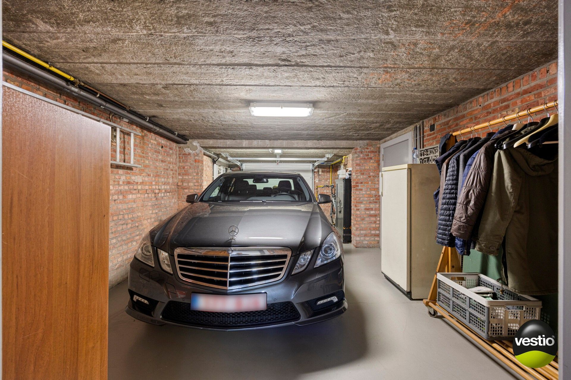Instapklare herenwoning met garage en knappe stadstuin op topligging in Hasselt. foto 27