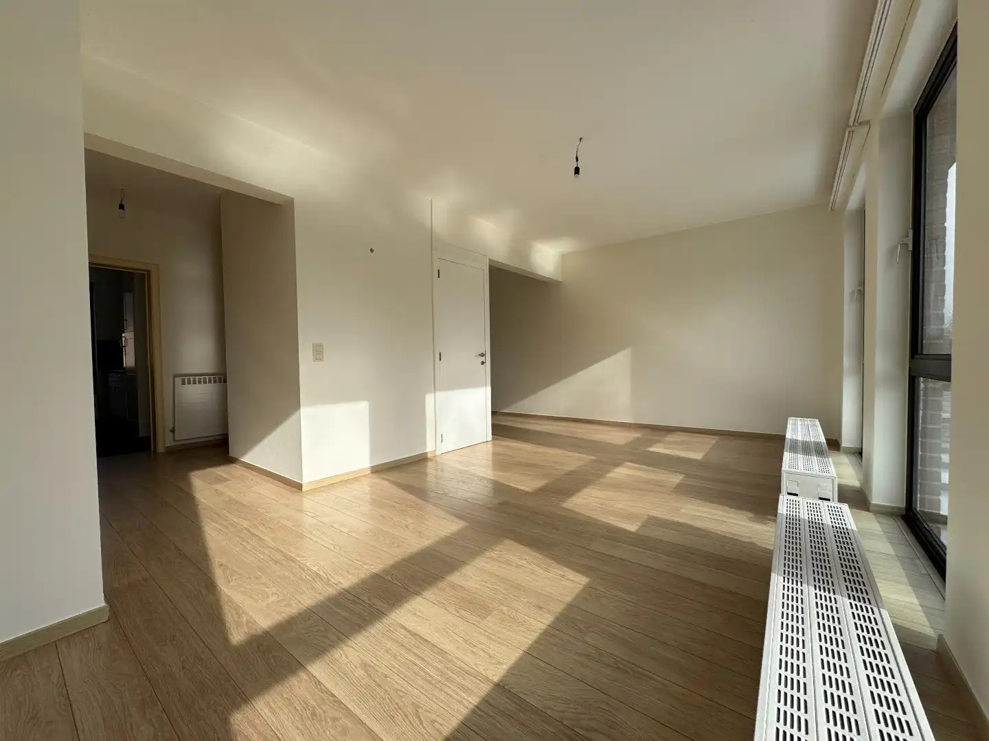 een 2-SLPK- hoekappartement met garage en berging foto 4