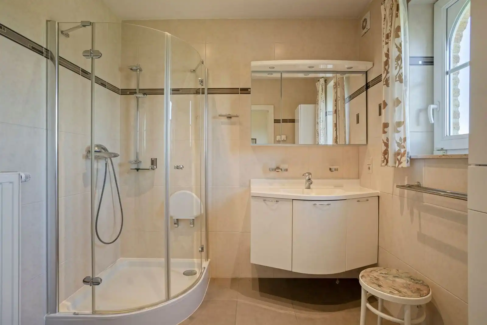 Instapklare woning met 3 slaapkamers foto 11