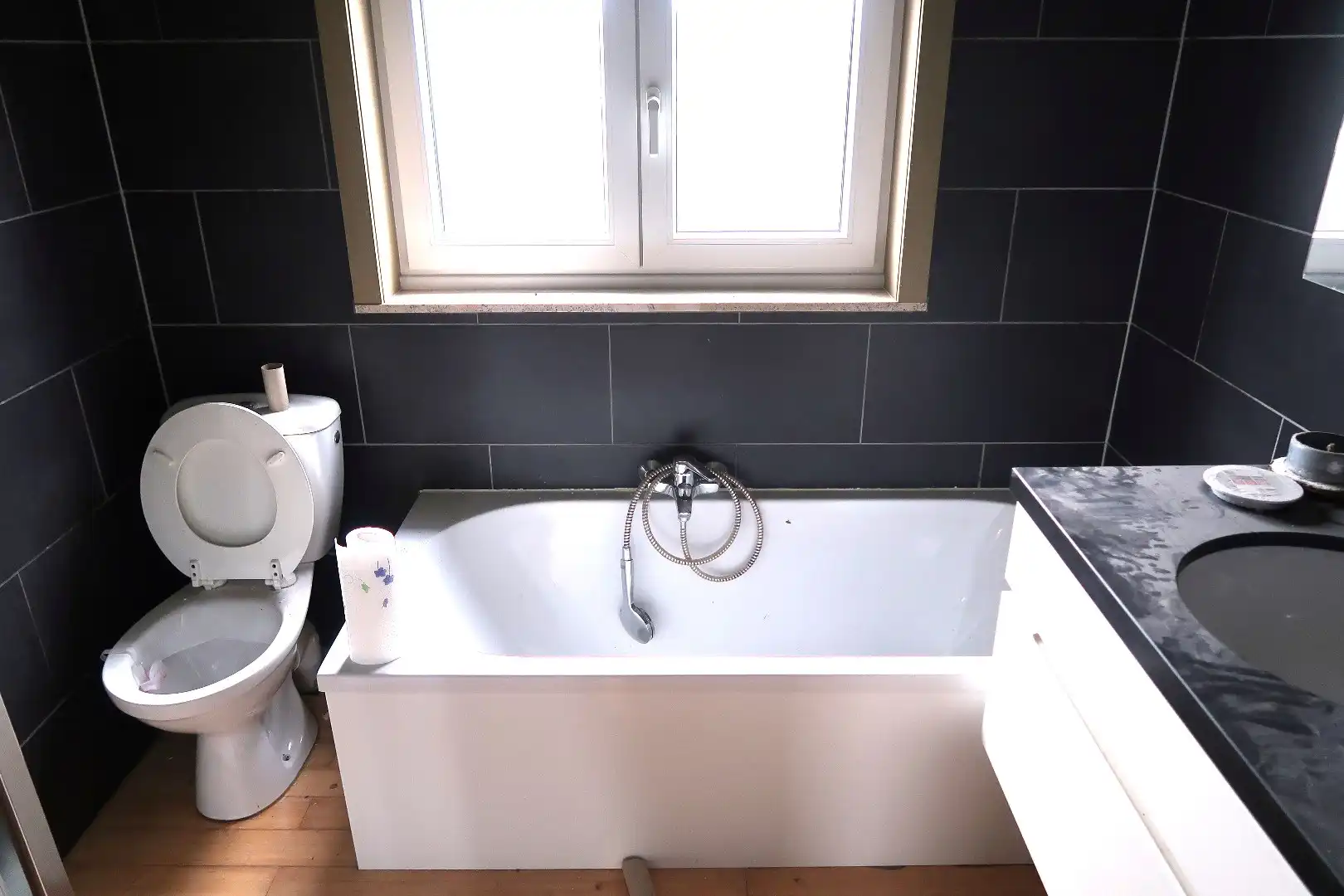 Charmante gerenoveerde woning te huur in Snellegem – 3 slaapkamers, grote tuin & veel extra’s foto 12