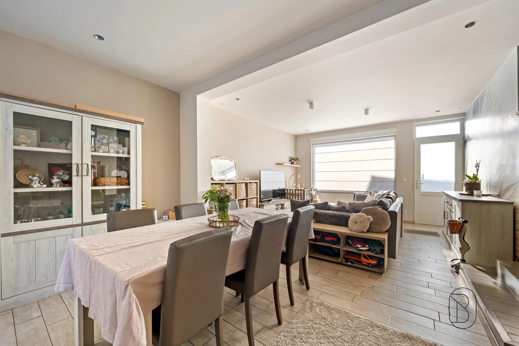 Charmante gerenoveerde woning met bijgebouw & oprit in Heule foto 4