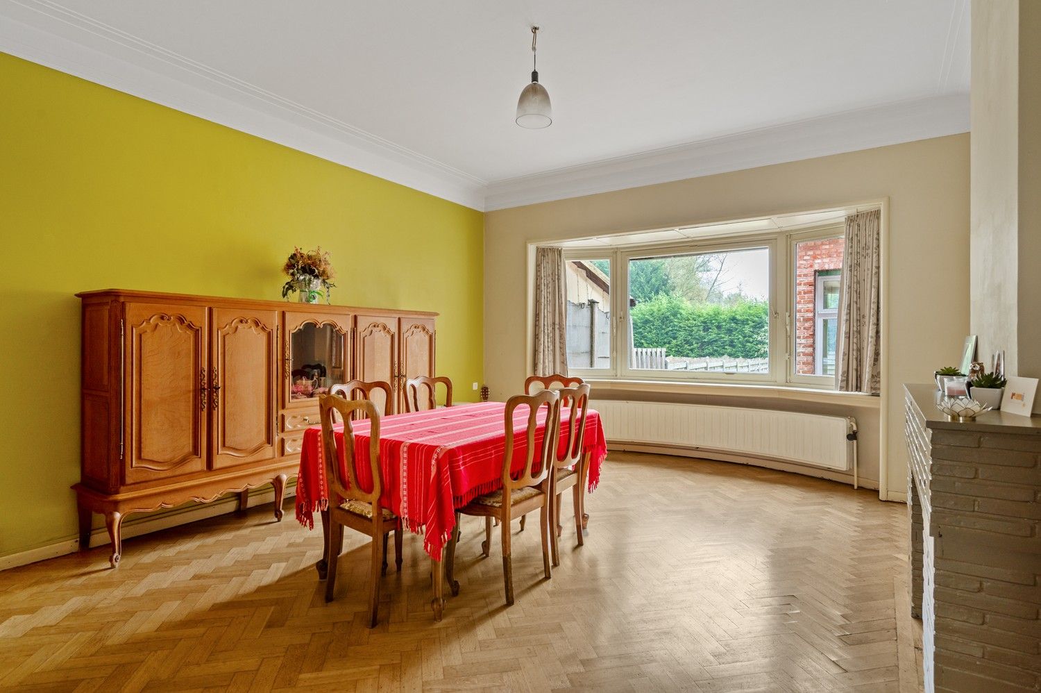 Charmante woning in Art Deco stijl met 3 slaapkamers en leuke stadstuin te koop te Lier foto 6