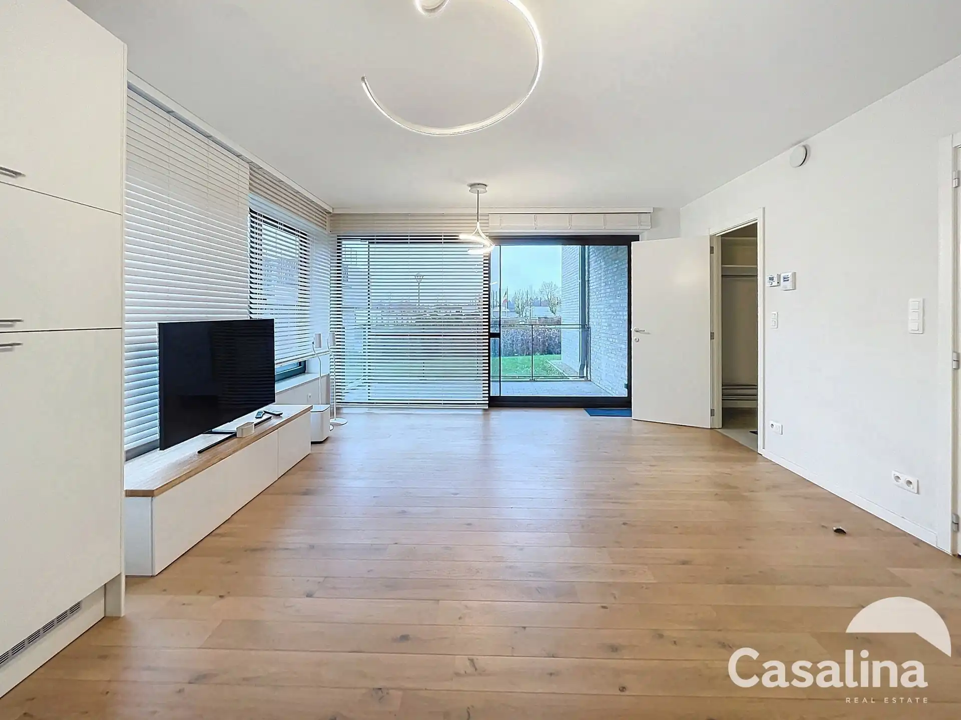 Twee slaapkamer appartement op gelijksvloers met ruim terras foto 5