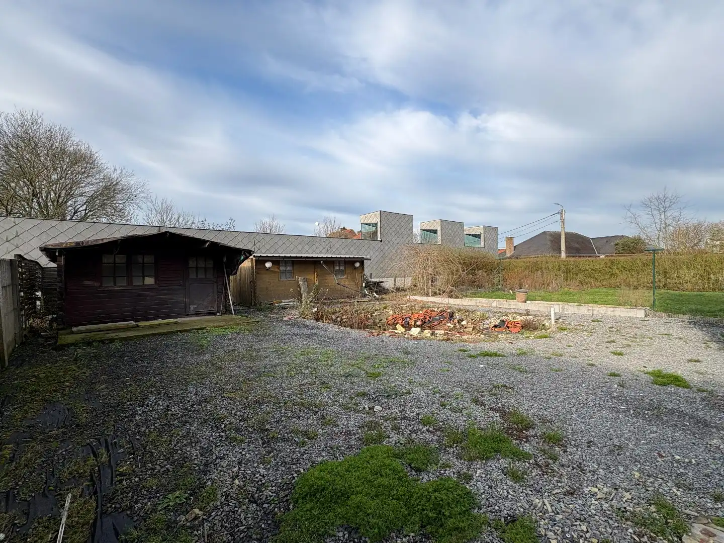 Halfopen herenhuis te koop in Kooigem op 1.382 m² grond foto 16