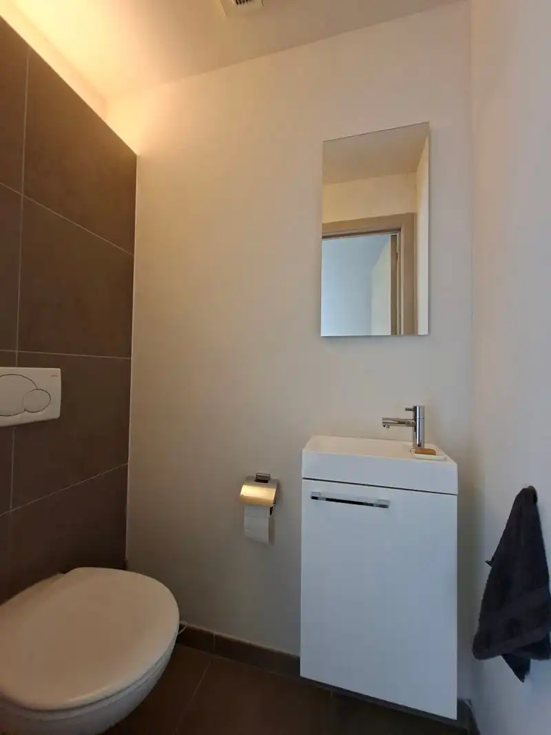Prachtig modern appartement te Kuringen foto 12
