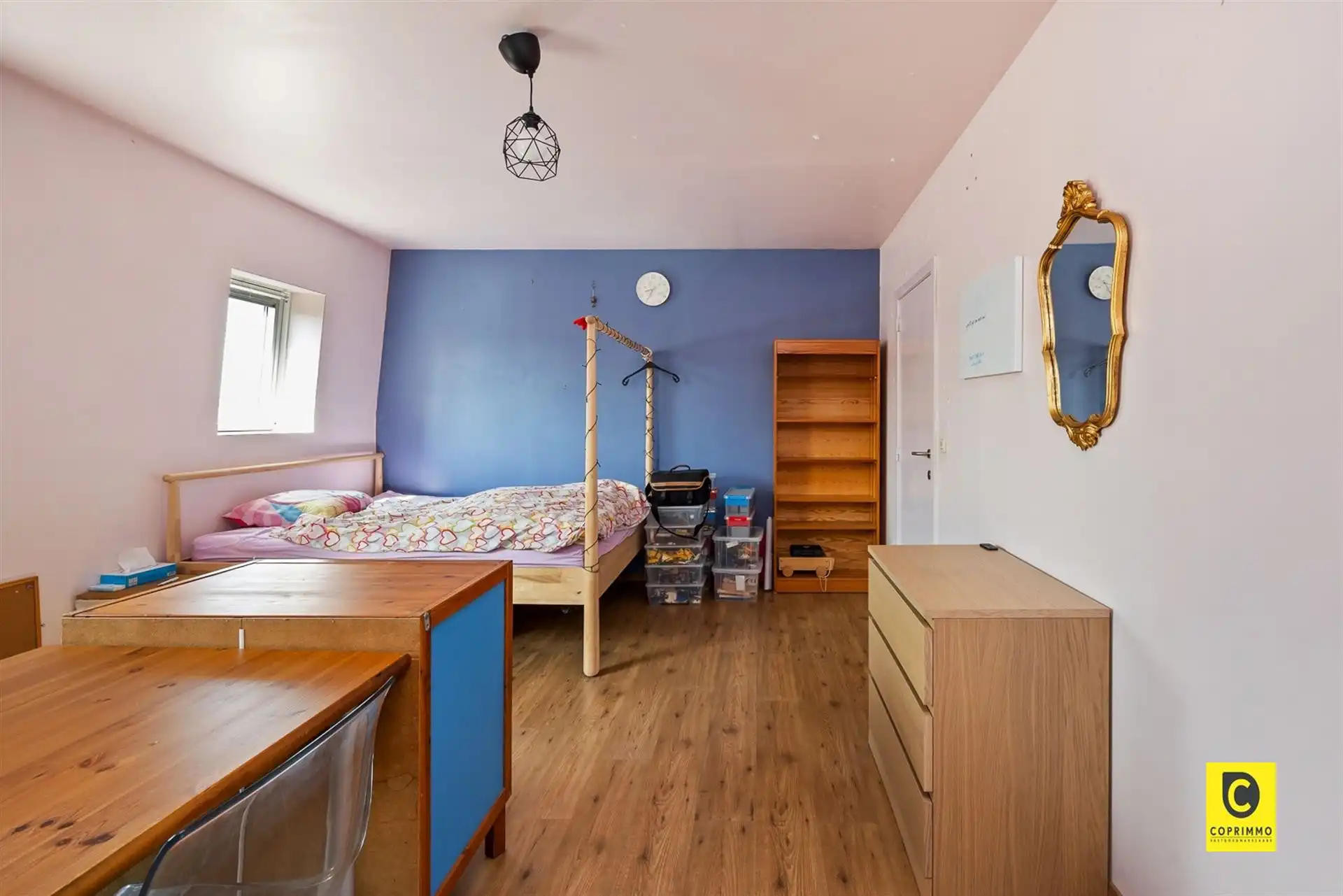 Zeer ruime bel-etage met tuin nabij Rivierenhof ! foto 23