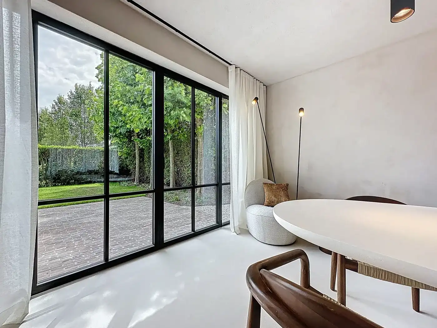Zeer stijlvol afgewerkte en instapklare woning te Retranchement. foto 7