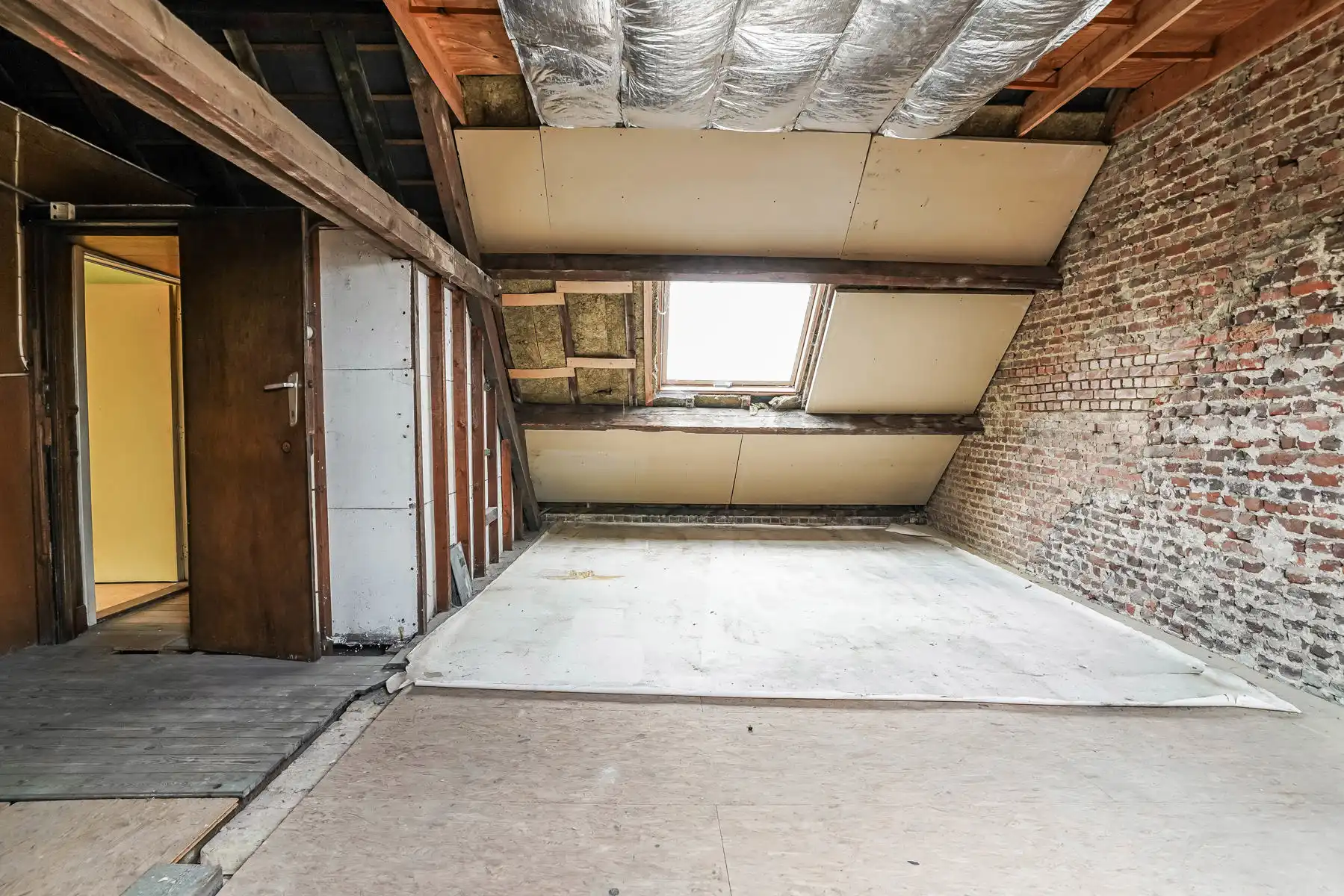 Te renoveren woning met tuin in centrum Londerzeel foto 26
