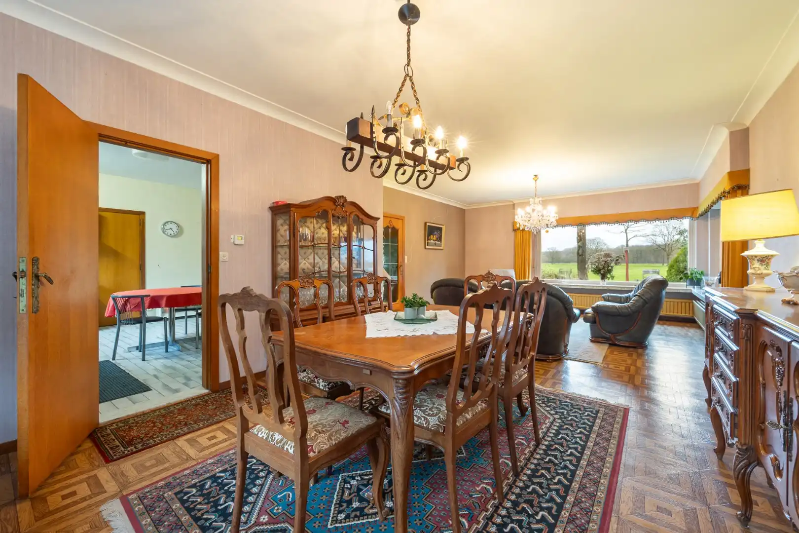 Unieke eigendom op 13.183 m² met te renoveren woning en vergunde stallingen foto 11