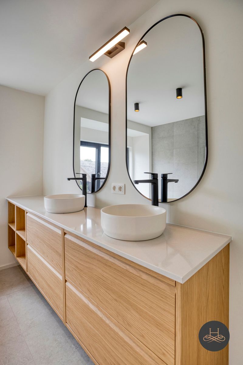 Ruime gezinswoning met vijf slaapkamers foto 17