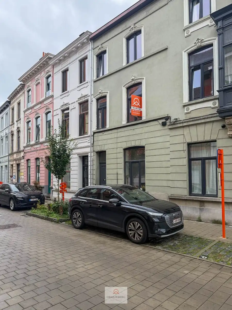 Charmant volledig gerenoveerd triplex appartement in de Gentse binnenstad foto 22