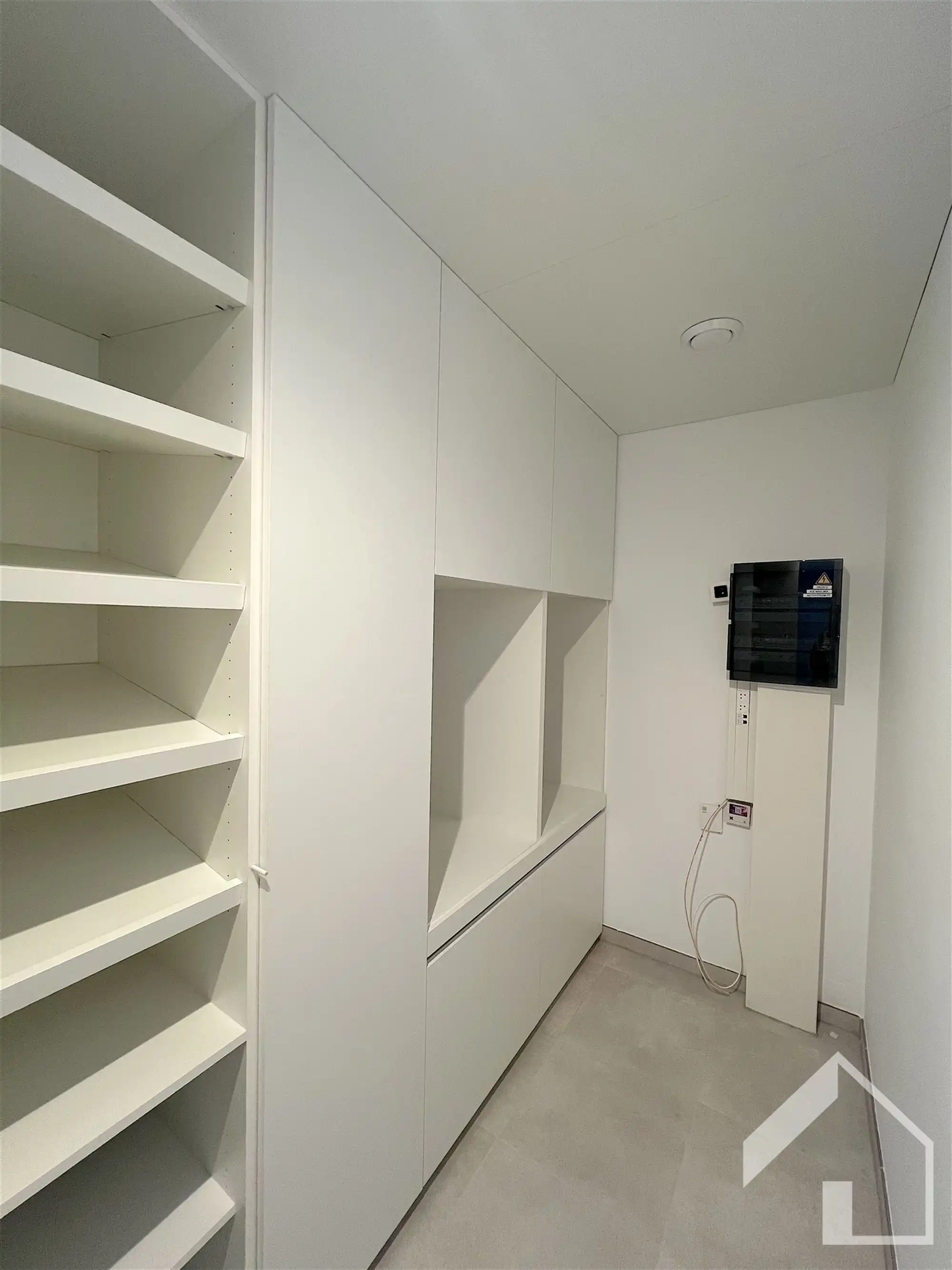 Nieuwbouwappartement met staanplaats en kelderberging foto 10