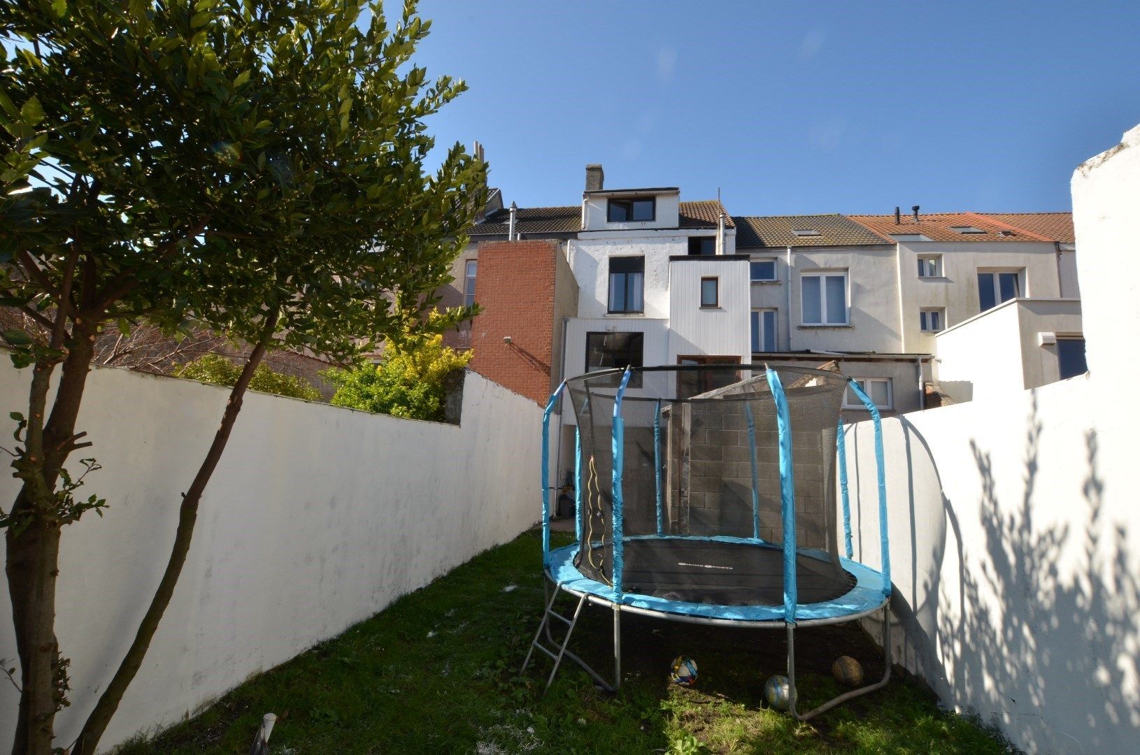 Goed onderhouden woonhuis met tuin foto 10
