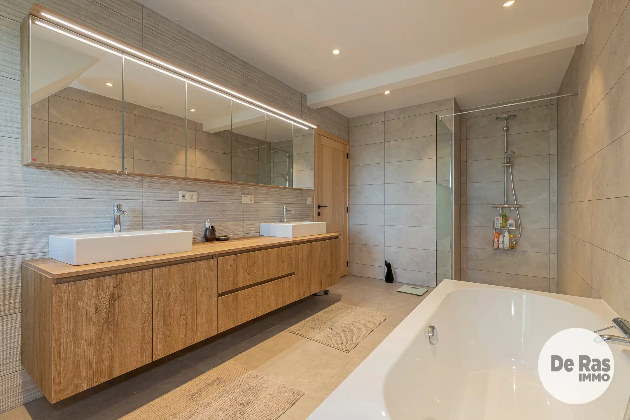 HAALTERT - Recente woning met alle comfort en mooie tuin foto 20