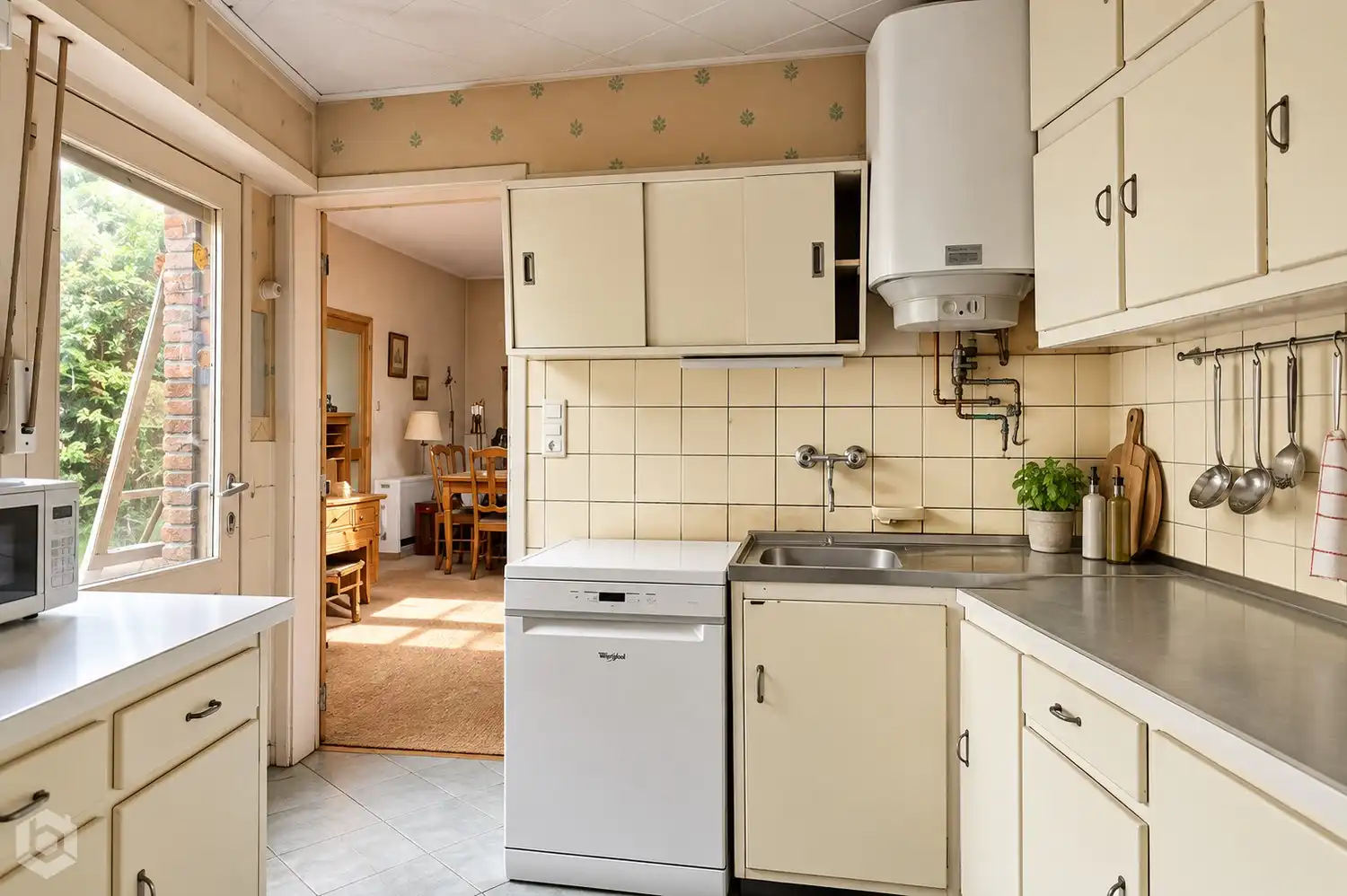 Appartementsgebouw met 4 app., 2 handelsglv., 5 garages én tuin foto 30