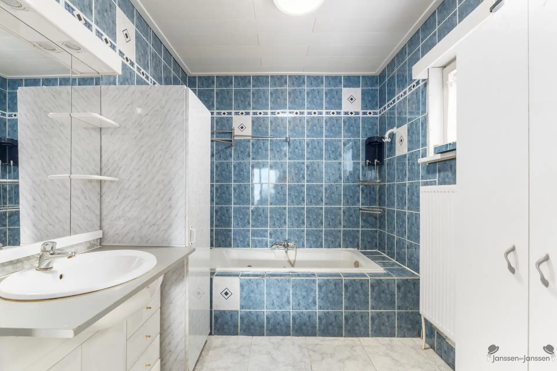 Instapklare gezinswoning met ruimte, comfort en een prachtige tuin in Mol foto 9