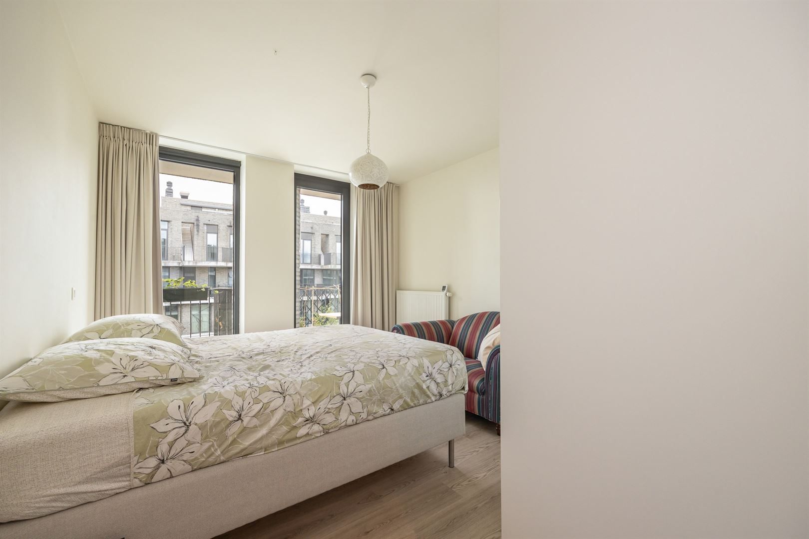 Stijlvol wonen met XXL zicht foto 12