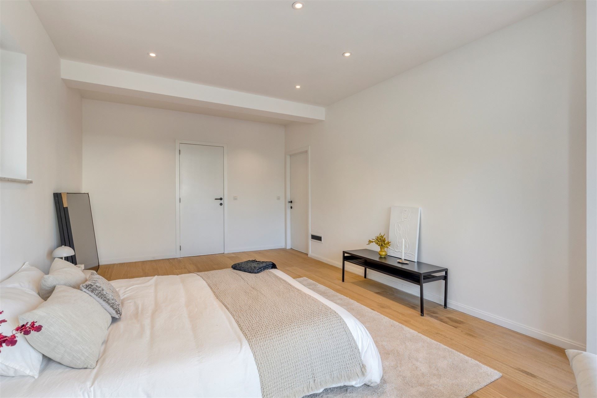 Top-notch gerenoveerde villa met 4 slaapkamers en 3 badkamers op 705m² met zuidtuin foto 21