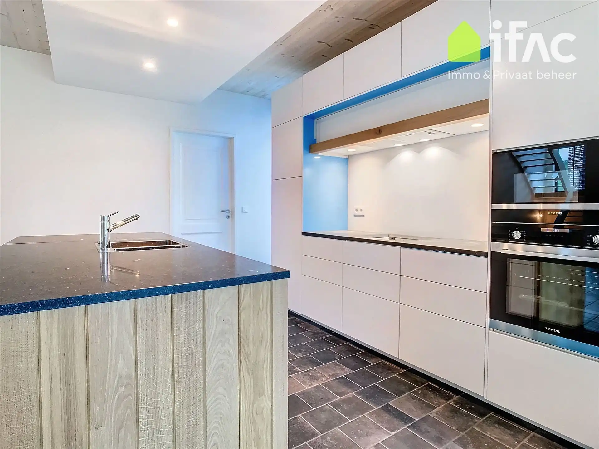 Villa met 4 slaapkamers, 2 badkamers en een grote tuin foto 13