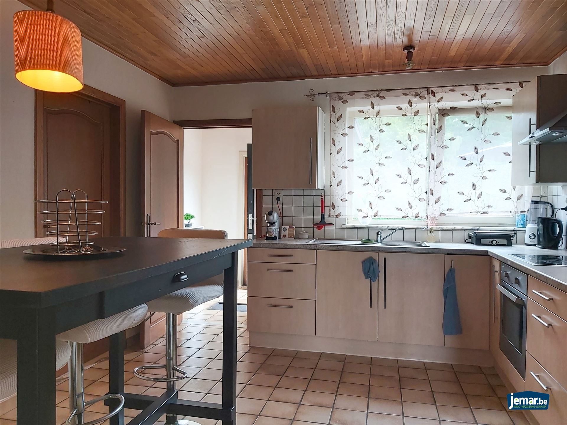 Gelijkvloerse woning met 3 slaapkamers op ruim perceel van 10are in Maasmechelen! foto 7