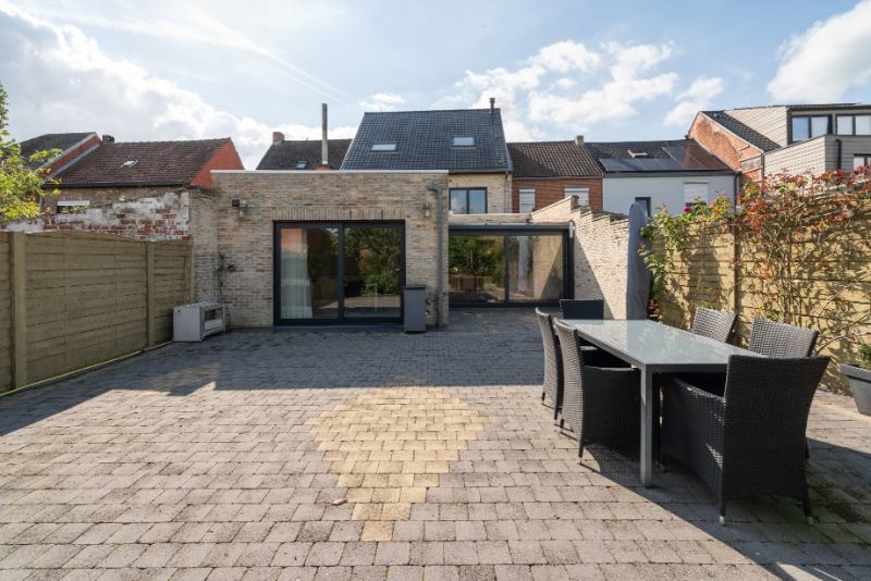 Ruime instapklare woning 5 slaapkamers op 491m² foto 16