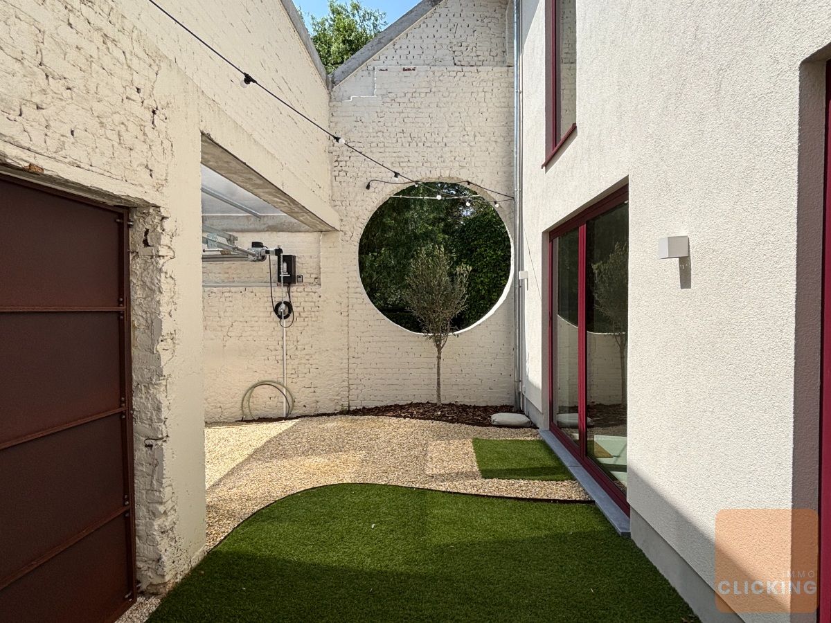 Slim wonen in stijl: volledig gerenoveerde woning in het groene Borchtlombeek foto 19