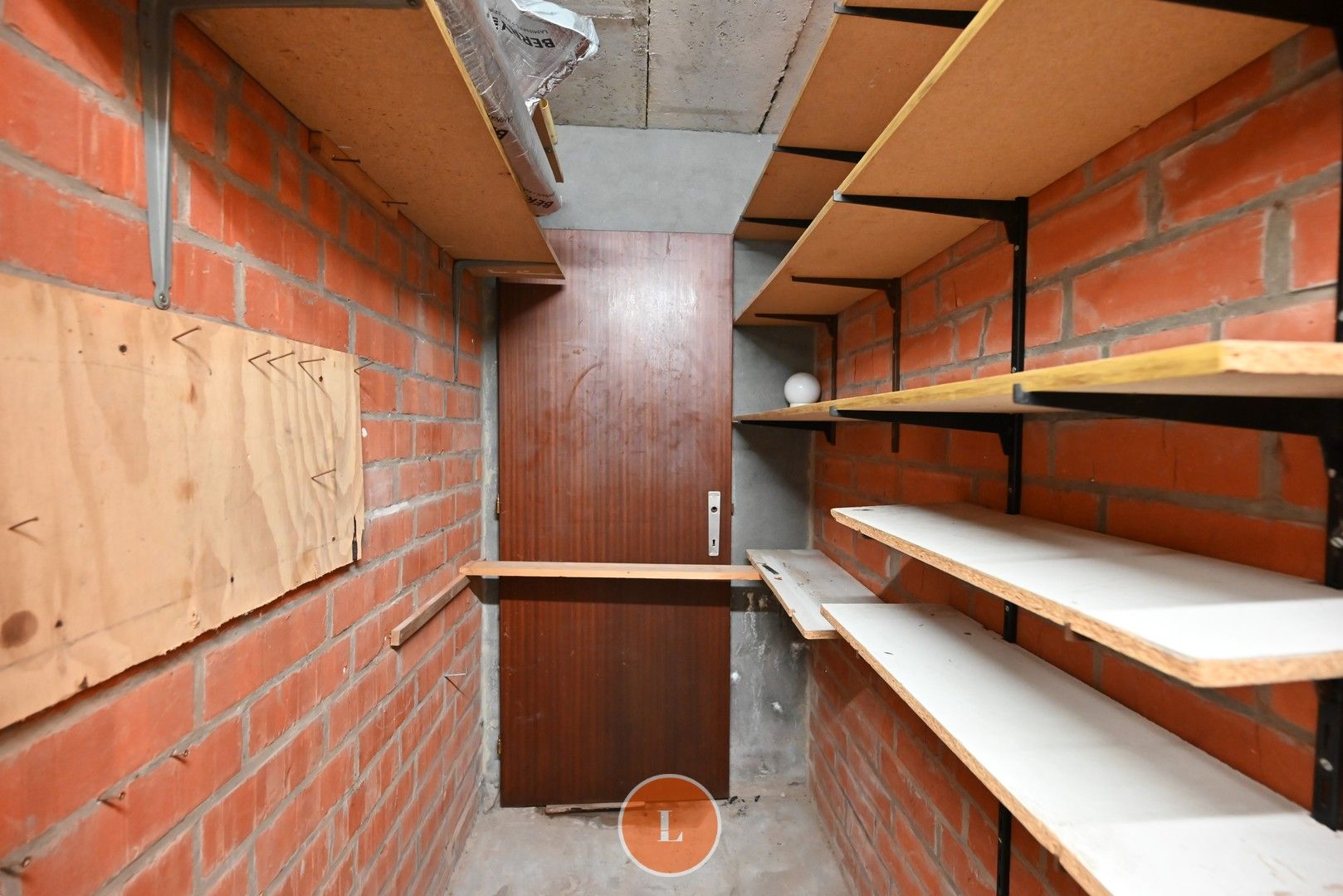 Appartement met 2 slaapkamers op dorpsplein te koop in Lendelede! foto 10