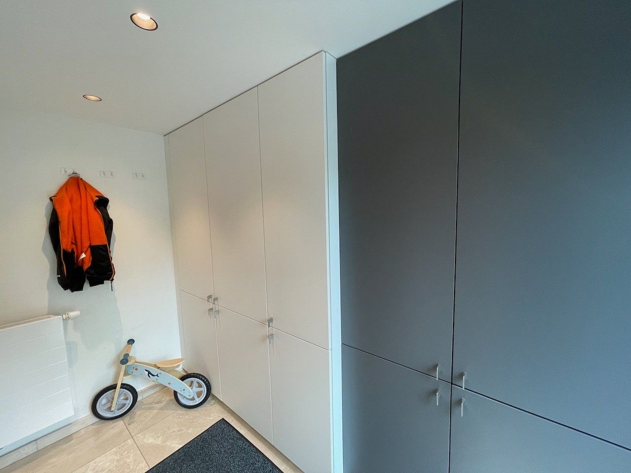 Genk, Huiskensweier 35: Ruime woning met magazijn, kantoorruimte, ruime garage, opslagplaats, 3 slaapkamers, 2 badkamers,... op 53a62ca vlot bereikbaar vlakbij Natuurgebied "De Maten". foto 25