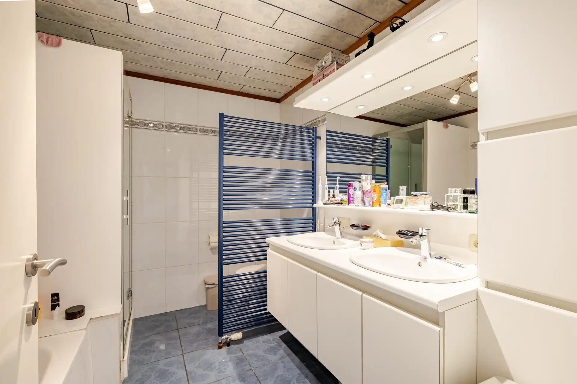 Prachtige instapklare woning met 4 slaapkamers en tuin! foto 19